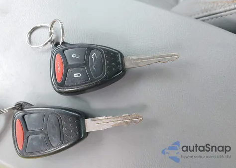 2006 Chrysler 300C из США, поврежденный, VIN 2C3LA63H86H290219